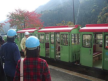 トロッコ乗車