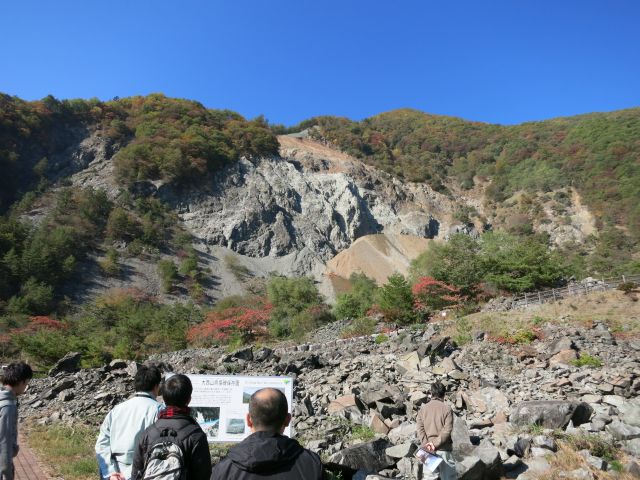 吼R